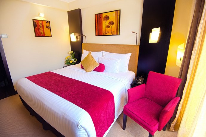 Sterling's Mac Hotel