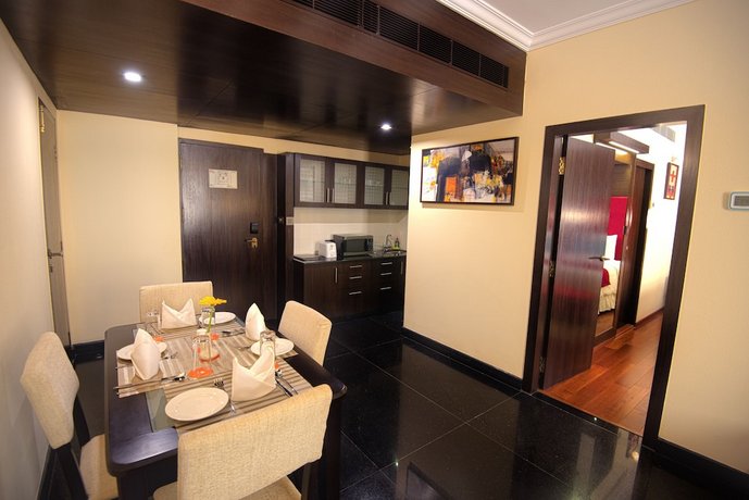 Sterling's Mac Hotel