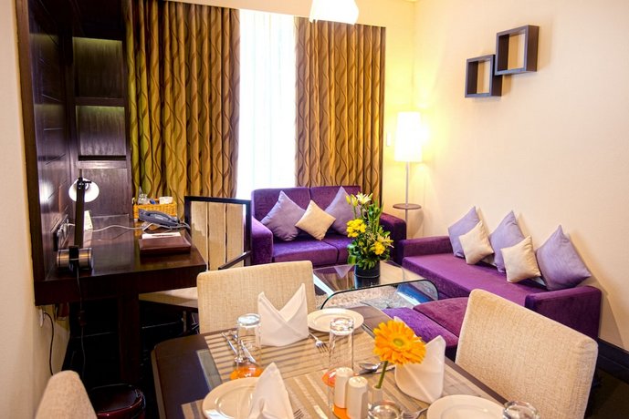 Sterling's Mac Hotel
