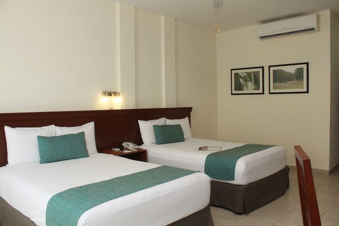 Meson de la Luna Hotel & Spa