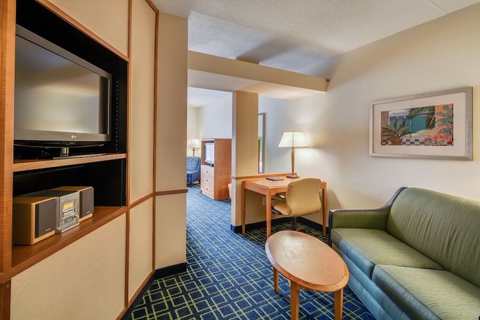Fairfield Inn and Suites Jacksonville Beach