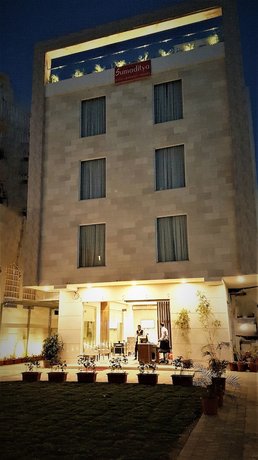 Hotel Sumaditya