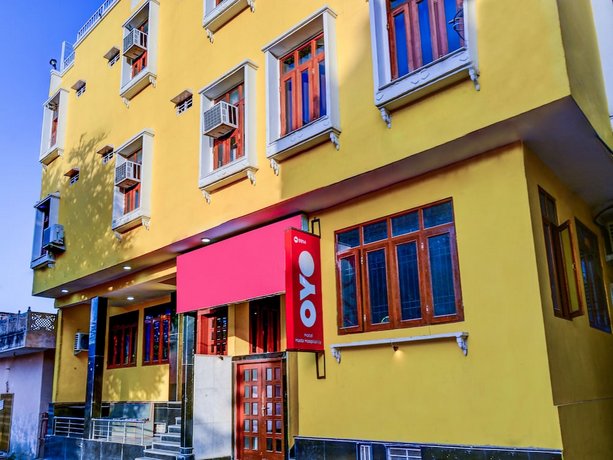 OYO 22110 Gem City Inn