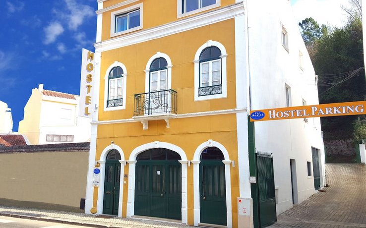 Guest House of Alcobaca - Hostel