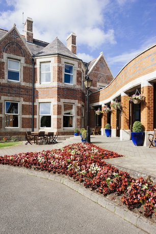Brandon House Hotel