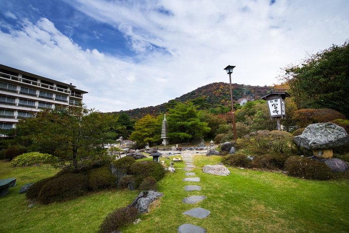 Unzen Miyazaki Ryokan