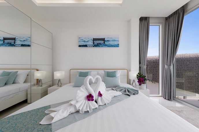 Luxus & Stylish Villa Blue May