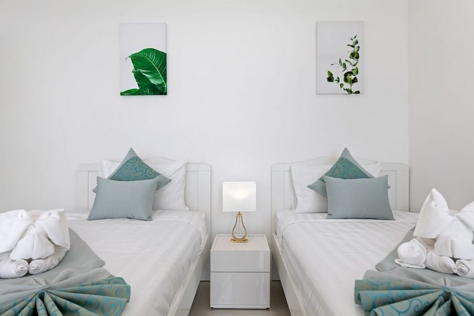 Luxus & Stylish Villa Blue May