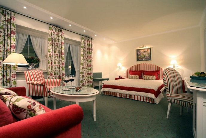 Romantik Berghotel Astenkrone