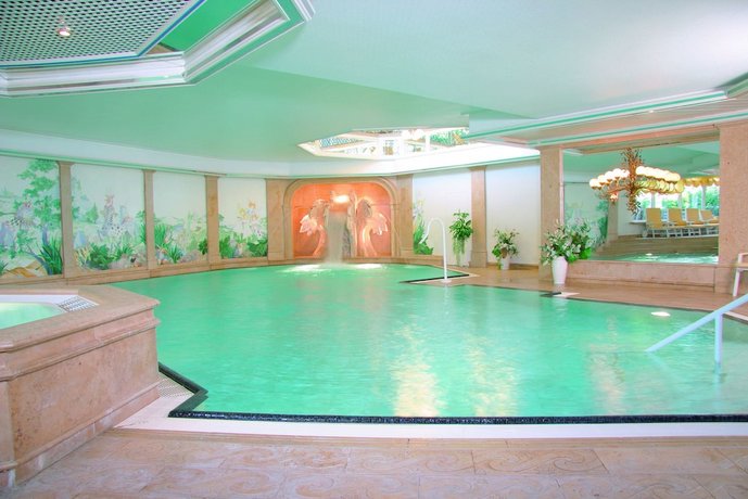 Romantik Berghotel Astenkrone