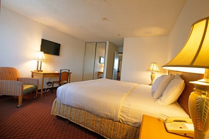 Stanton Inn & Suites