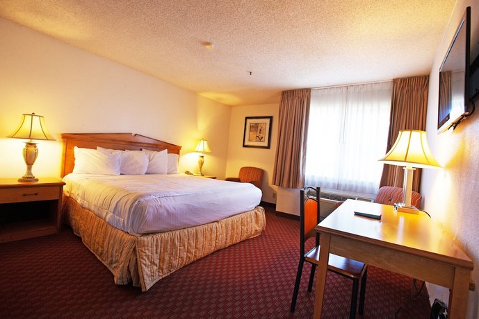 Stanton Inn & Suites