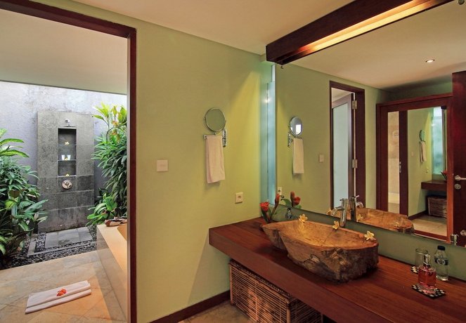 Jabunami Villa