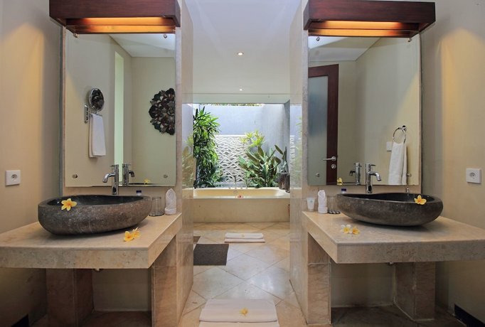 Jabunami Villa