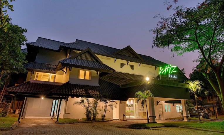 Whiz Prime Hotel Darmo Harapan Surabaya