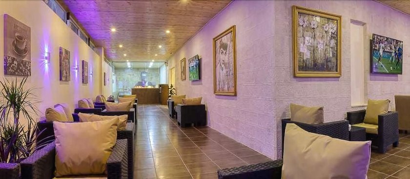 Sandy Palace Hotel