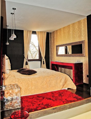 Chambers'n Charm Boutique Hotel