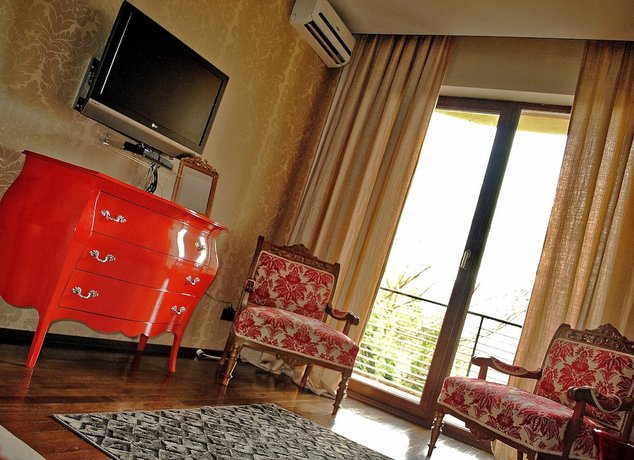 Chambers'n Charm Boutique Hotel