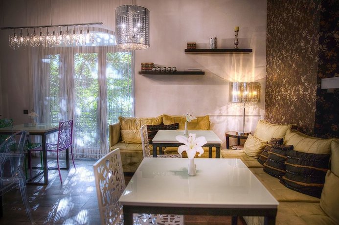 Chambers'n Charm Boutique Hotel