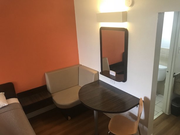 Motel 6 Houston TX - East