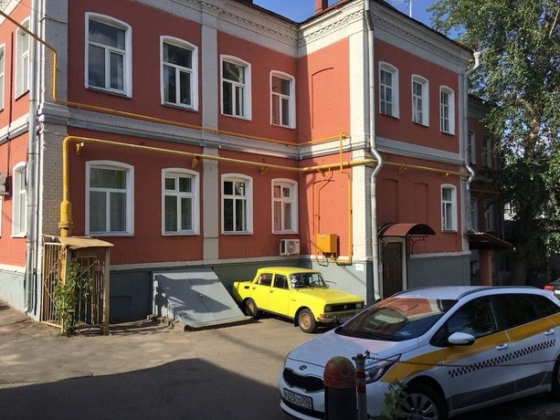 Отель Артхофф