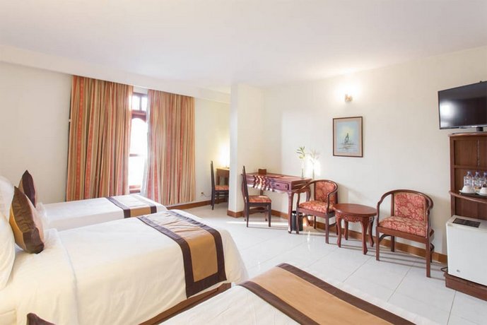 Angkor Vireak Chey Hotel