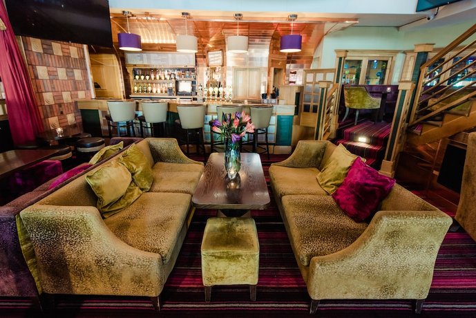 Carnegie Court Hotel