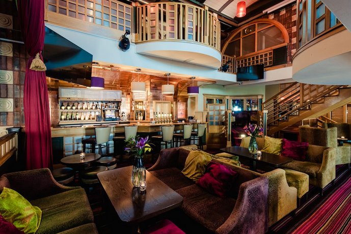 Carnegie Court Hotel