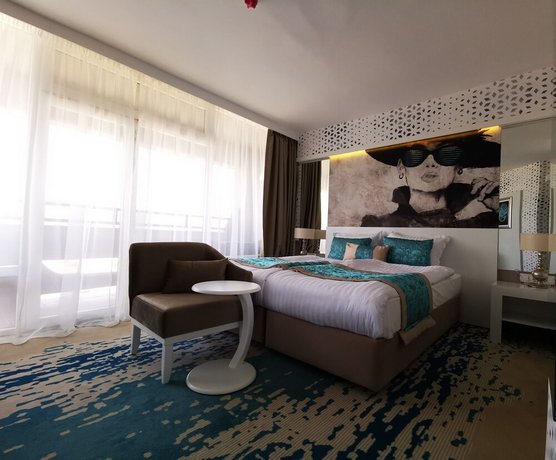 Europe Hotel & Casino