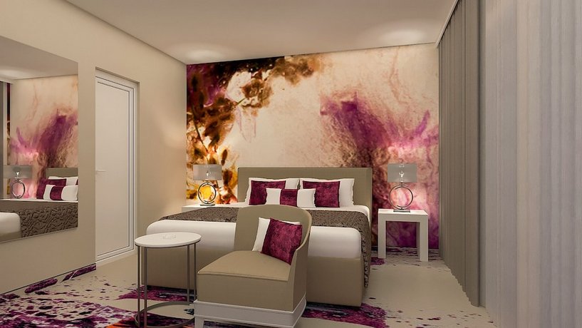 Europe Hotel & Casino