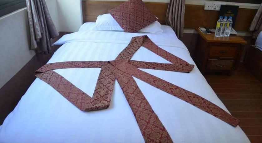 Royal Diamond Hotel