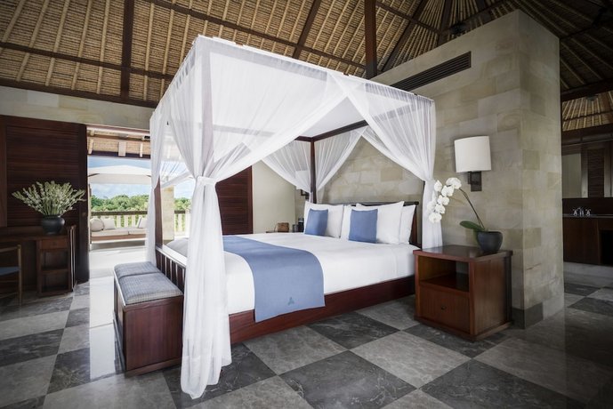 REVIVO Wellness Resort