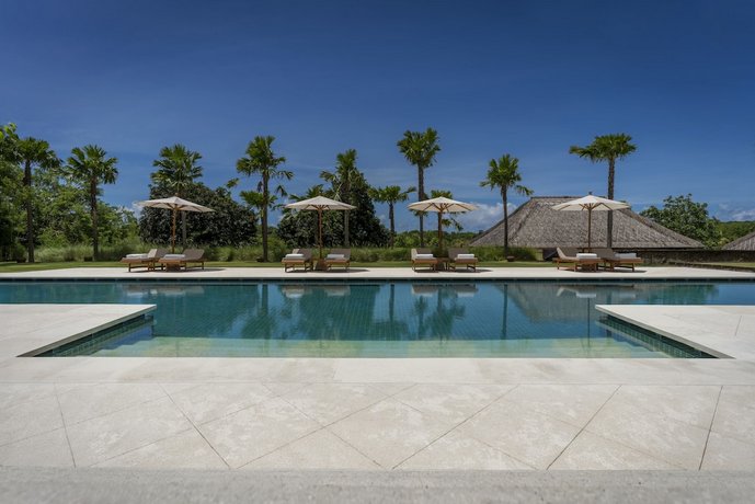 REVIVO Wellness Resort