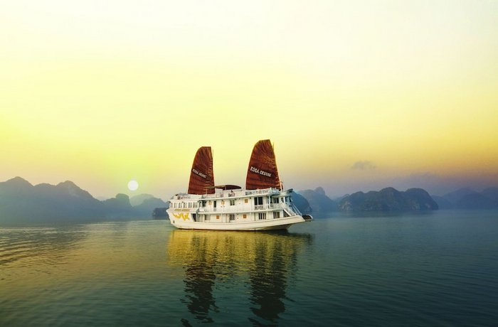 Rosa Cruise Halong