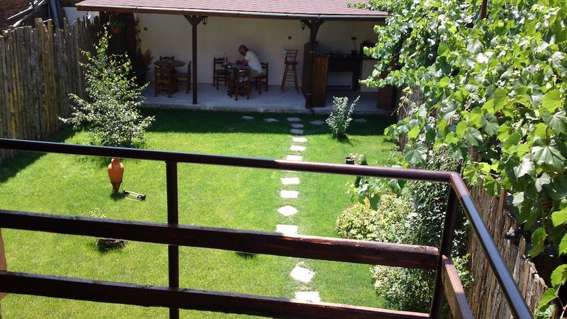 Avel Guest House