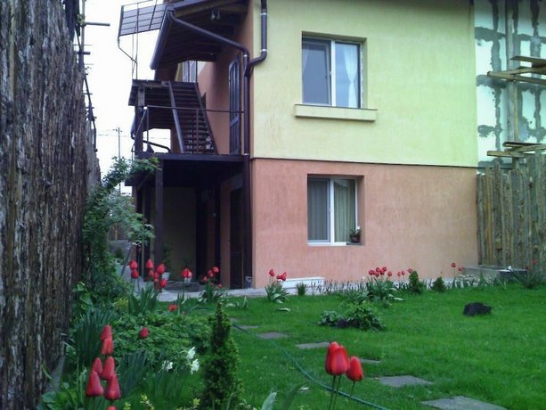 Avel Guest House