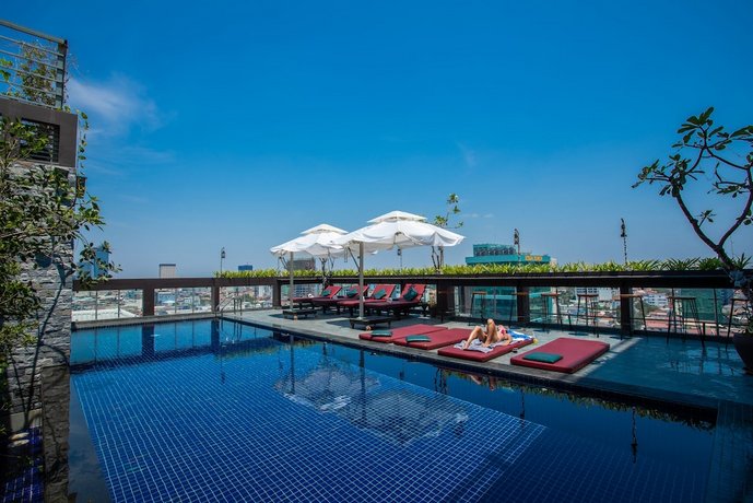 V Hotel Phnom Penh