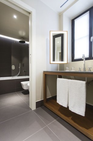 Savona 18 Suites
