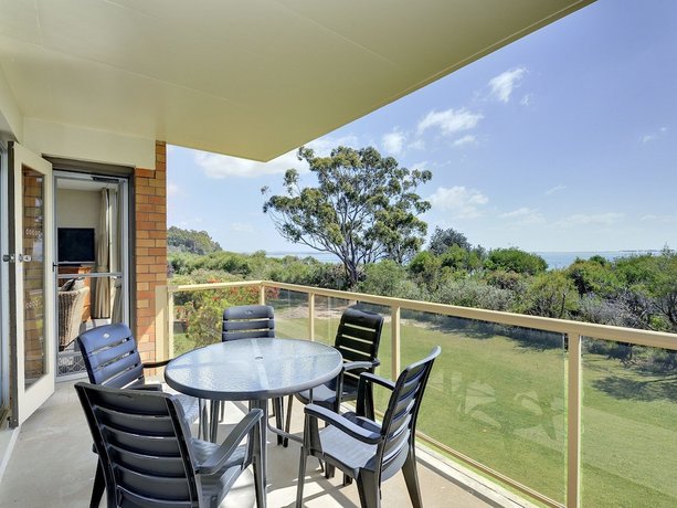 Shoalhaven Unit 2/28 Voyager Close