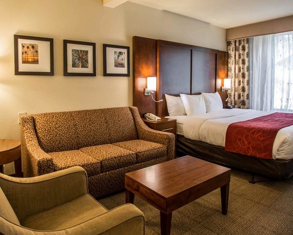 Comfort Suites Miami University Park Compare Deals