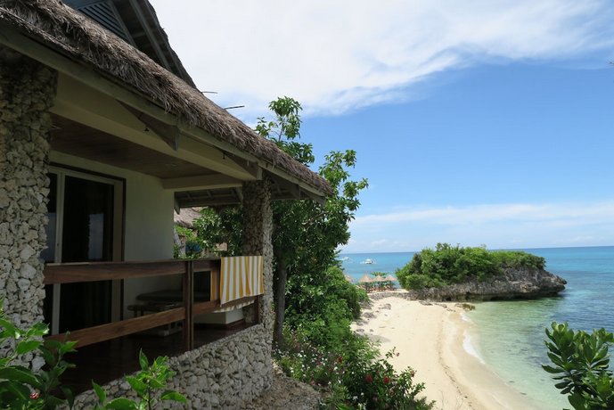 Tepanee Beach Resort