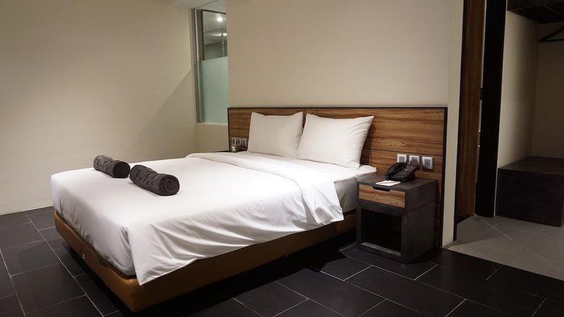 Erian Hotel