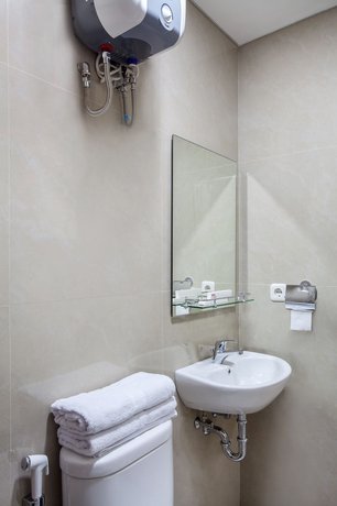 OYO 115 Portal Residence