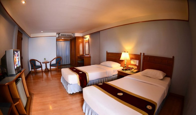 Silom Village Inn