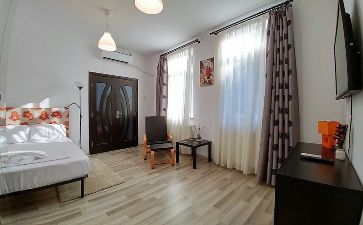 City center flats - Unirii Square