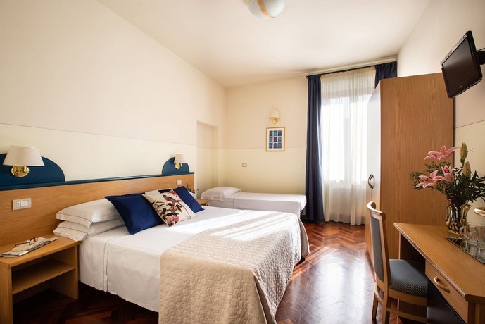 Aramis Rooms