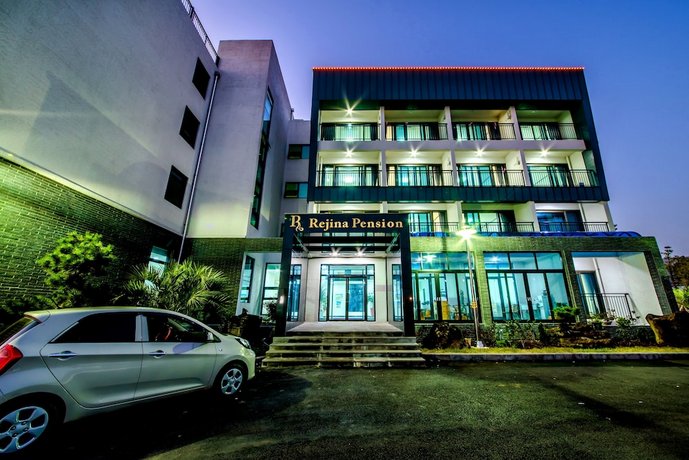 Rejina Pension