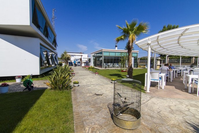 Violet Park Hotel