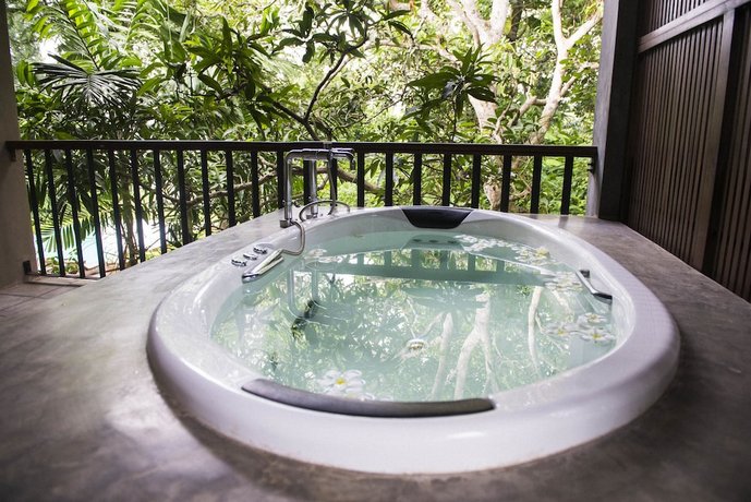 Roman Lake Ayurveda Boutique Resort