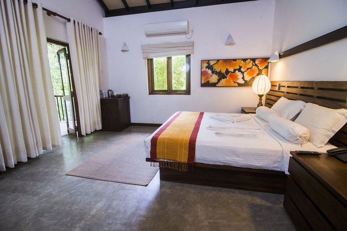Roman Lake Ayurveda Boutique Resort